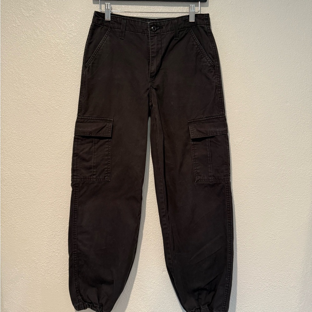 Levi's Women's Black Cargo Joggers